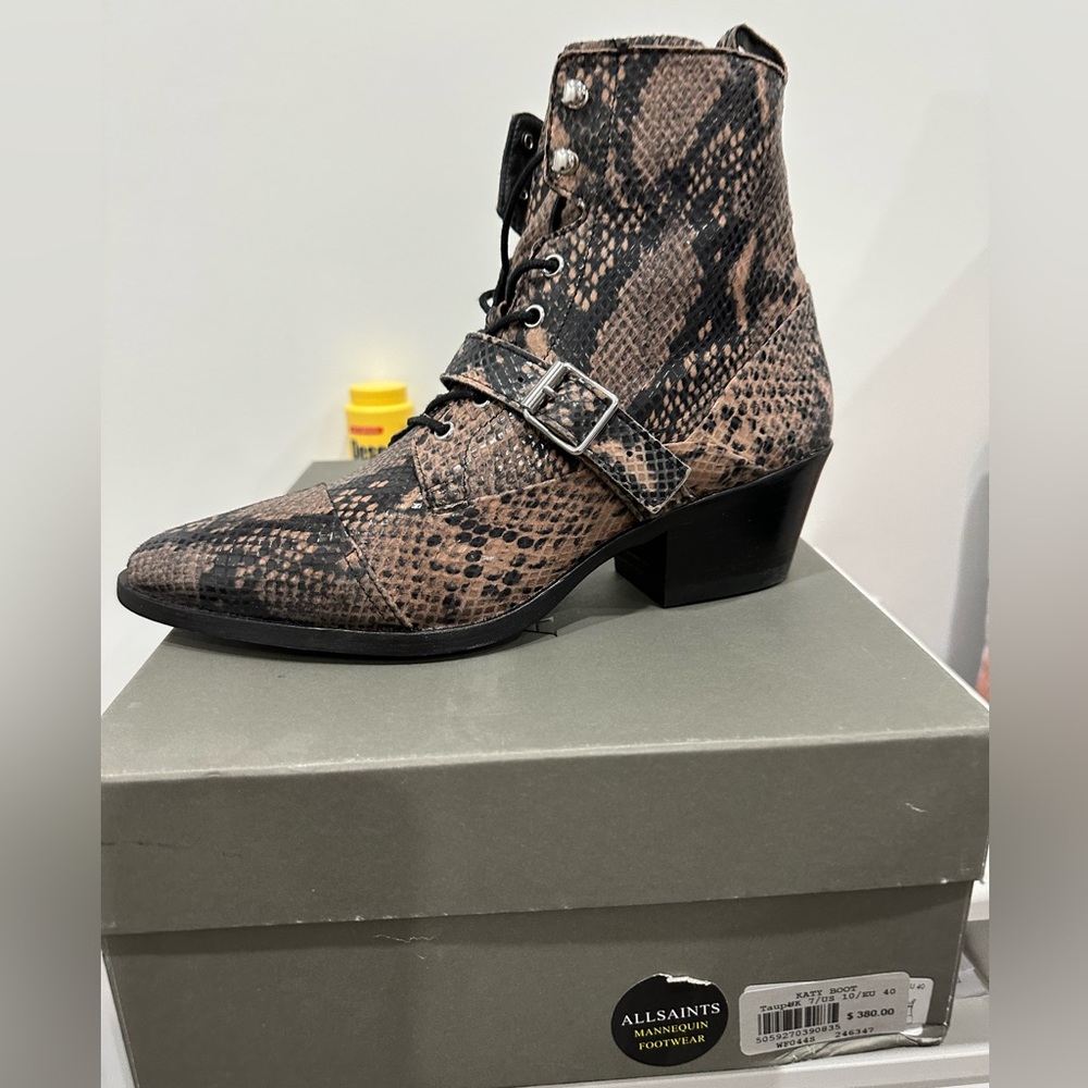 Allsaints Booties size 40 new I usually wear size 8, they run small.